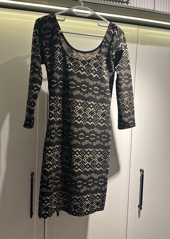 Gri Yılan Desenli Dantel Detaylı Triko Elbise - Görsel 4