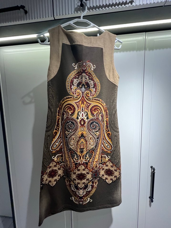 Kadife Şeffaf Detaylı Gri Yılan Desenli Midi Elbise - Görsel 4