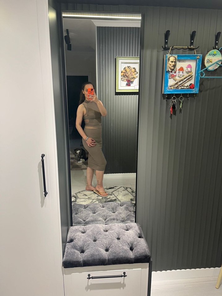 Bej Yüksek Yakalı Kolsuz Midi ikili takım - Görsel 3