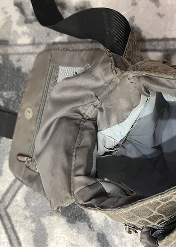 Gri Yılan Desenli Deri Çapraz Çanta - Görsel 5