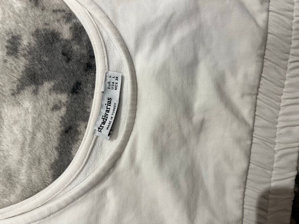 Stradivarius Kadın Beyaz Keten Kolsuz Crop Top - Görsel 5