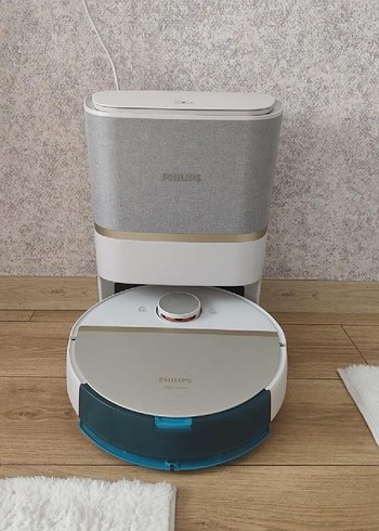 Philips 7000 Serisi Beyaz Çöp İstasyonlu Akıllı Robot Süpürge