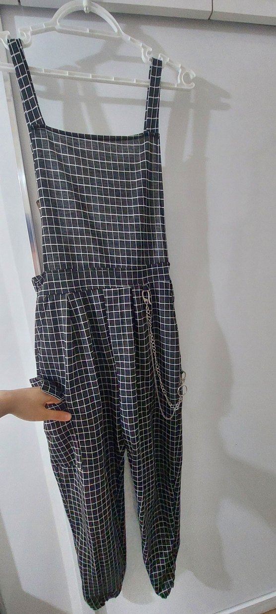 koyu gri ve beyaz renkli kare desenli tulum #tulum - Görsel 3