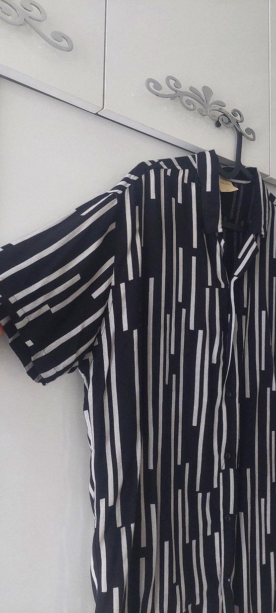 Dikey Çizgili Kısa Kollu Erkek Gömlek #erkek gömlek #gömlek - Görsel 4