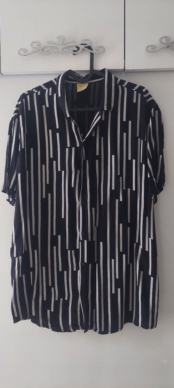 Dikey Çizgili Kısa Kollu Erkek Gömlek #erkek gömlek #gömlek - Görsel 2