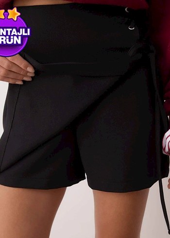 34 Beden Siyah Kemerli Gotik Midi Şort Etek