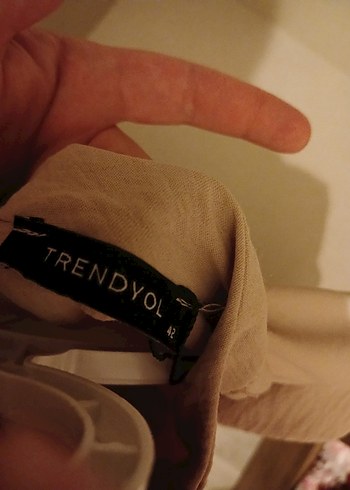 Trendyol & Milla Bej kısa kollu bluz