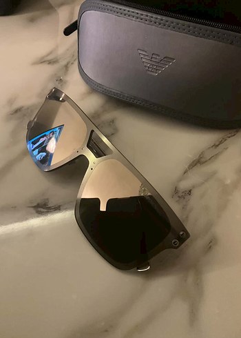 Armani Şeffaf Gri Streetwear Kadın Gözlüğü