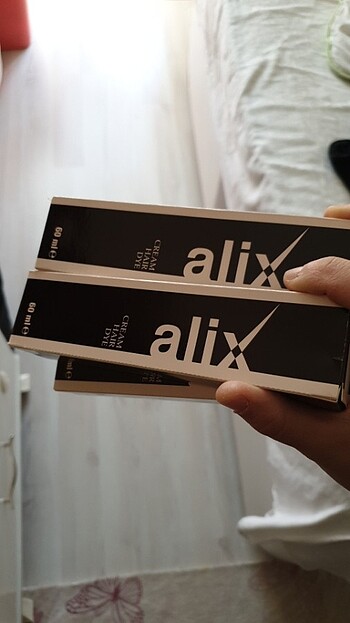Alix Avien Alix saç boyası 