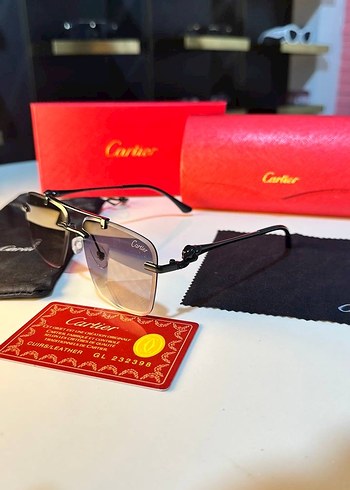 Cartier Gri Şeffaf Minimalist Kadın Güneş Gözlüğü - Görsel 2