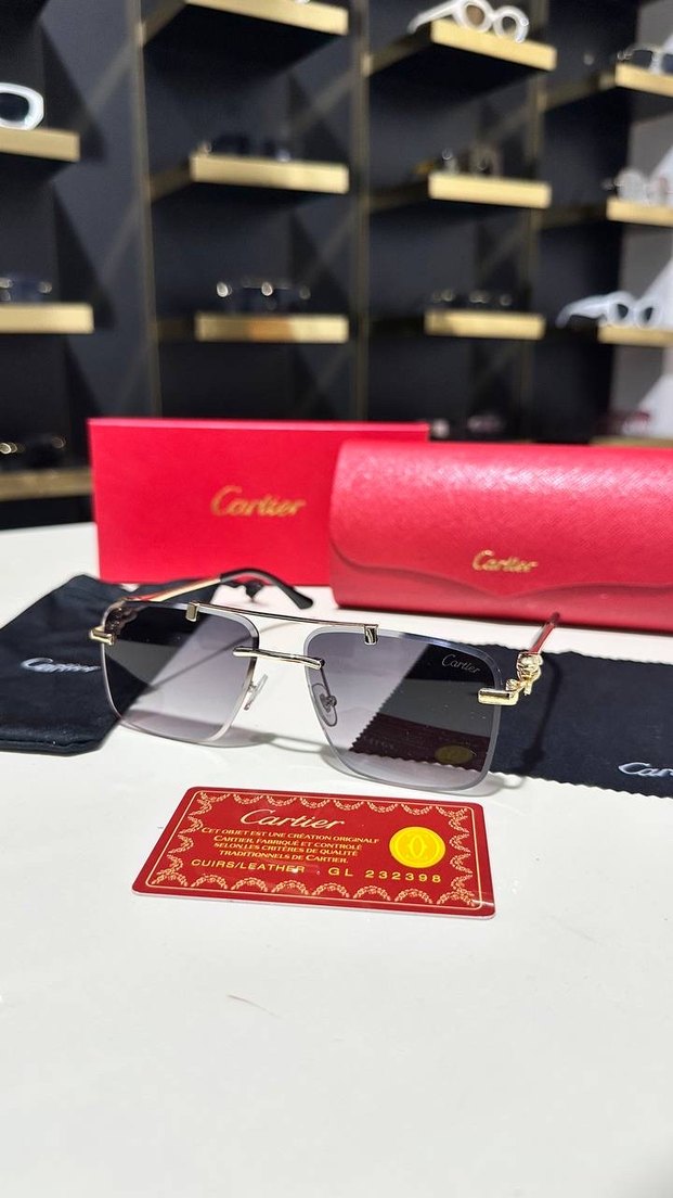 Cartier Gri Şeffaf Klasik Kadın Güneş Gözlüğü - Görsel 2