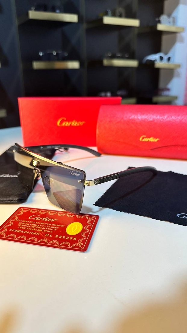Şeffaf Siyah Cartier Kadın Güneş Gözlüğü - Görsel 2