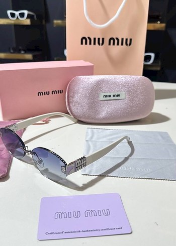 Miu Miu Parlak Pembe Kadın Güneş Gözlüğü - Görsel 2