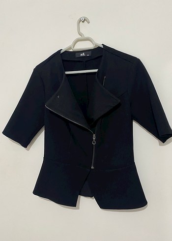 Siyah Kısa Kollu Fermuarlı Mini Blazer