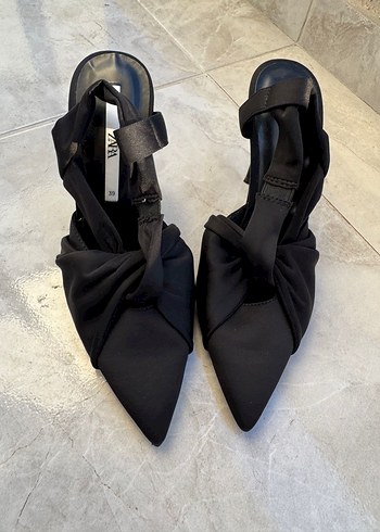Kadın Siyah Topuklu Stiletto Ofis Ayakkabısı