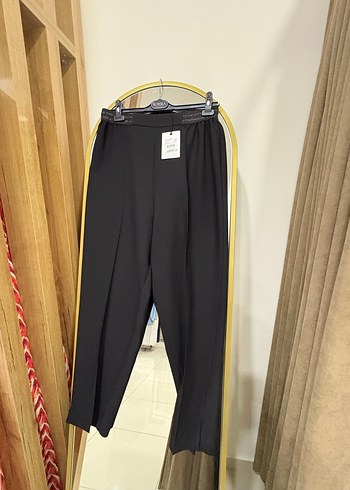 Siyah Pilili Uzun Kadın pantolon Kayra - Görsel 4