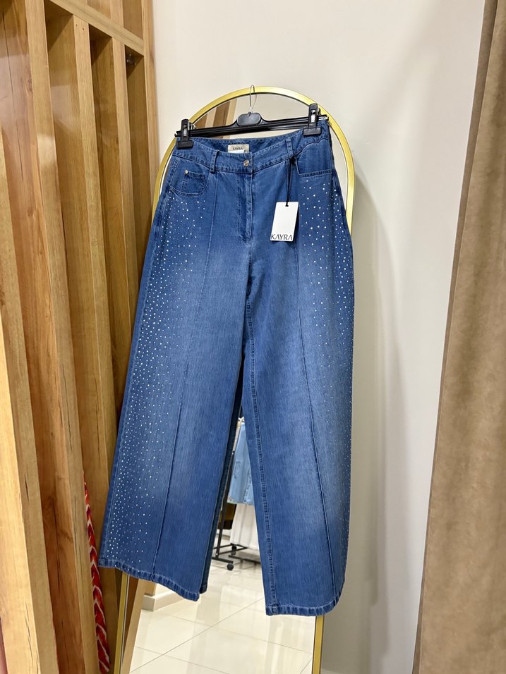 Mavi Taşlı Geniş Kesim Kot Pantolon - Görsel 2