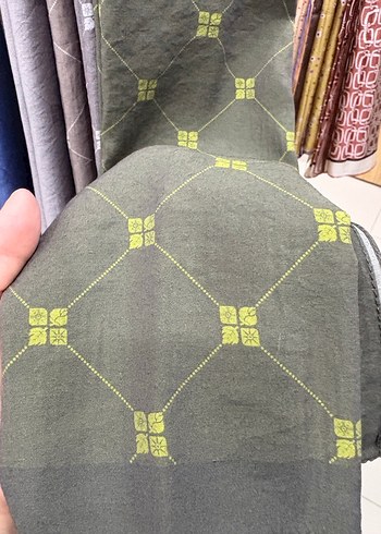 Gri Desenli Kadın Şal - Görsel 3