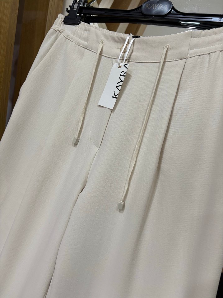 Bej Kadın Kumaş Pantolon, Düz Kesim, Uzun Boy - Görsel 3