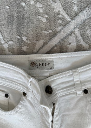 Beyaz Regular Fit Midi Denim Kadın Jean - Görsel 2