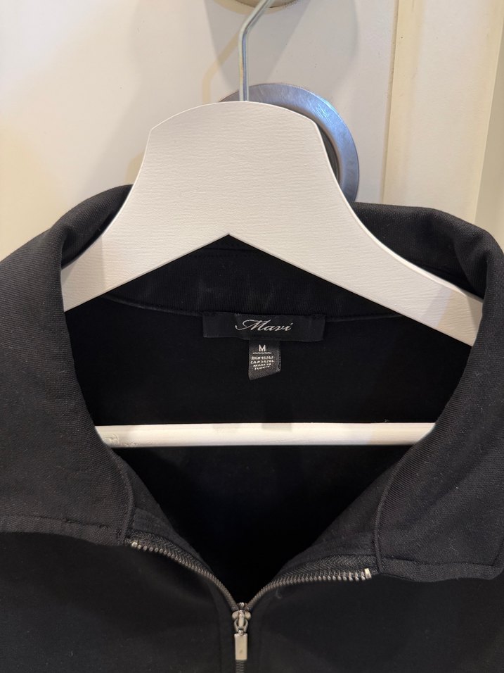 Siyah Fermuarlı Yüksek Yakalı Kadın Ceket - Görsel 2