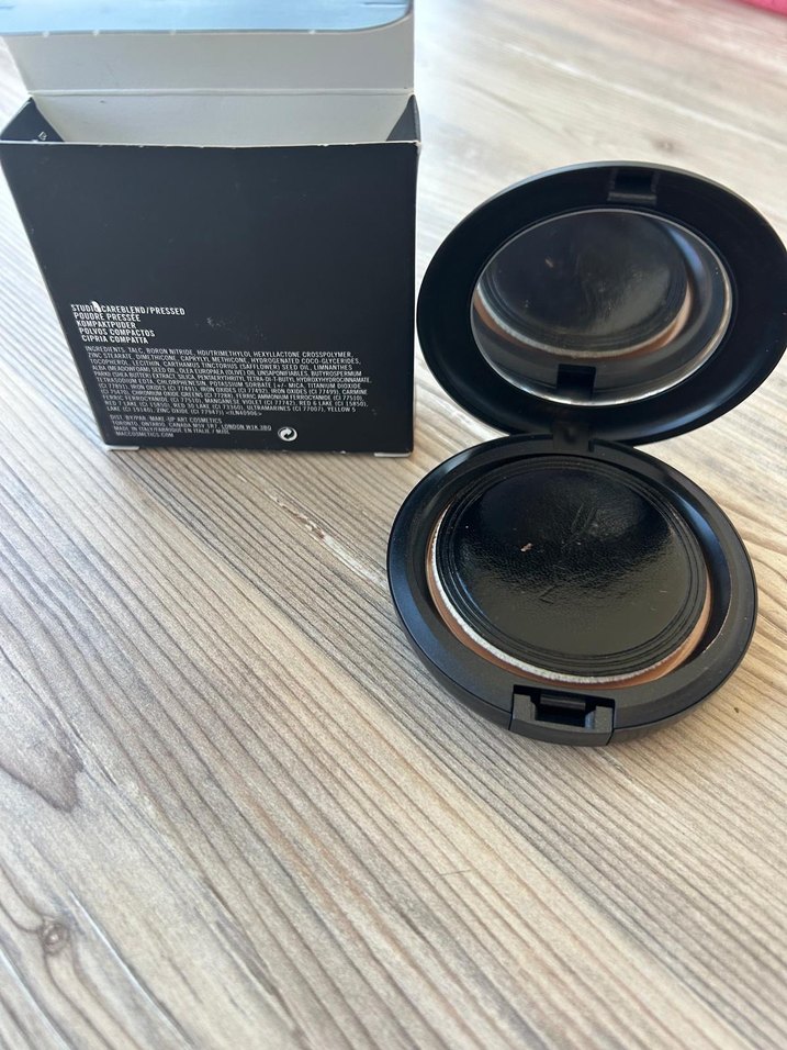 MAC Studio sıkıştırılmış bej pudra - Görsel 3