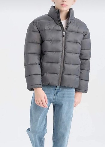 Erkek Çocuk Gri Fermuarlı Yüksek Yakalı Mont - Görsel 2