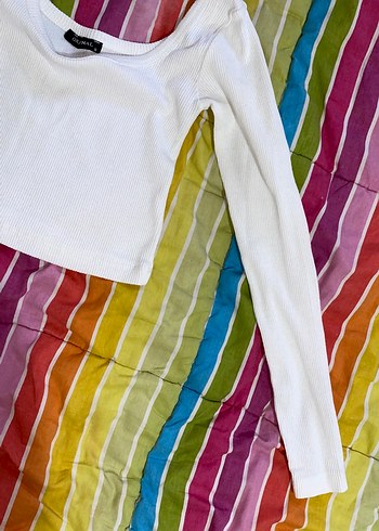 Beyaz Uzun Kollu Crop Top - Görsel 2