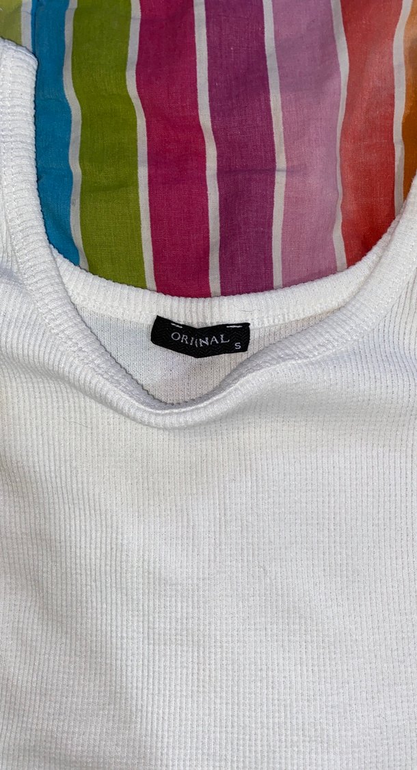 Beyaz Uzun Kollu Crop Top - Görsel 4