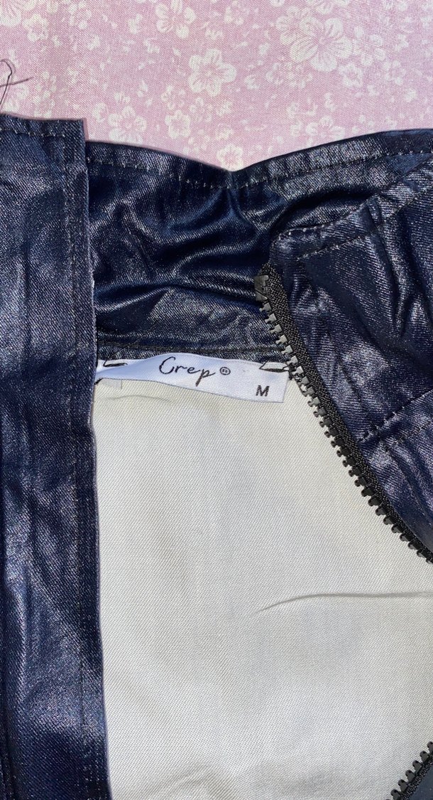 Kadın Siyah Deri Yüksek Yakalı Fermuarlı Ceket - Görsel 4