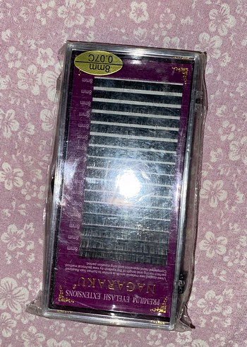 Mor Renkli Koyu Takma Kirpik - Görsel 2