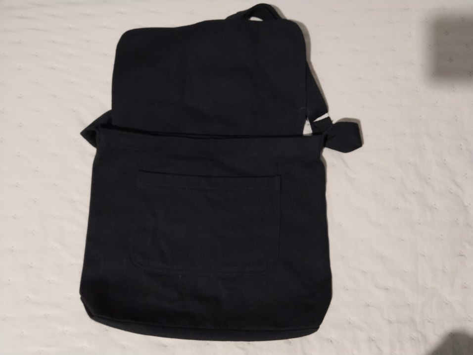 downtown girl, grunge, kedi baskılı siyah Postacı Çantası - Görsel 2