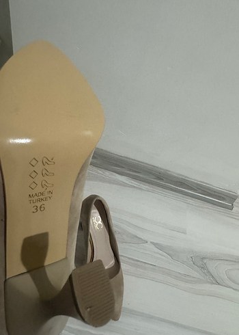 Bej Süet Stiletto Kadın Topuklu Ayakkabı - Görsel 3