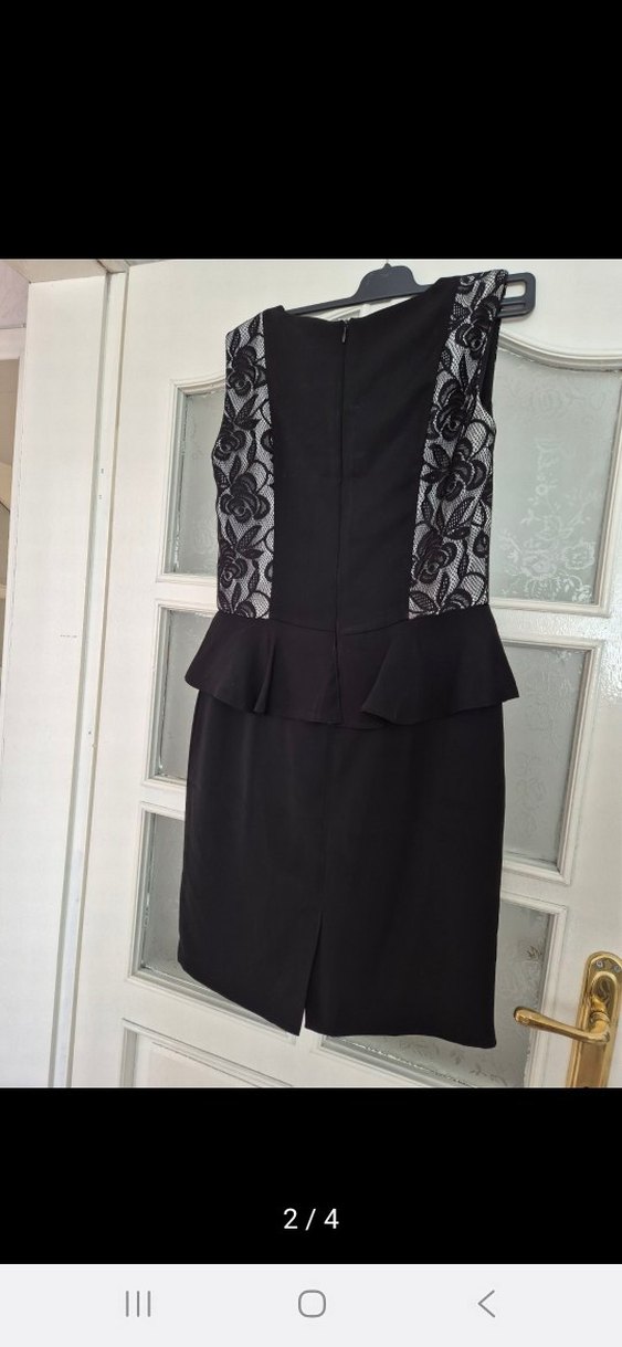 Siyah Dantelli Fırfırlı Kolsuz Elbise - Görsel 2