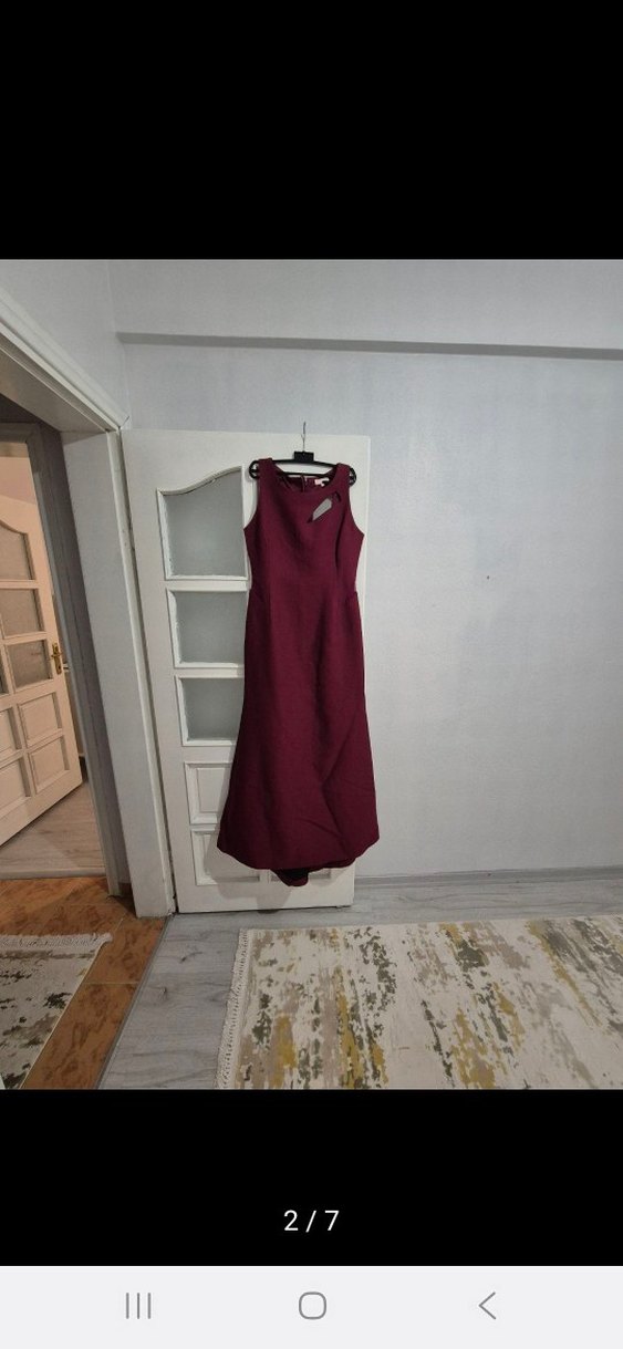 Bordo Uzun Drapeli V Yaka Abiye Elbise - Görsel 3