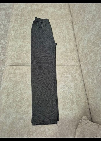 Gri Kadın Piliseli Kumaş Pantolon - Görsel 3