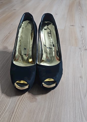 Altın Parlak Tokalı Stiletto Kadın Topuklu Ayakkabı