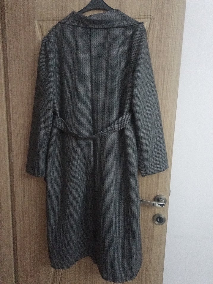 desenli mevsimlik trençkot - Görsel 2