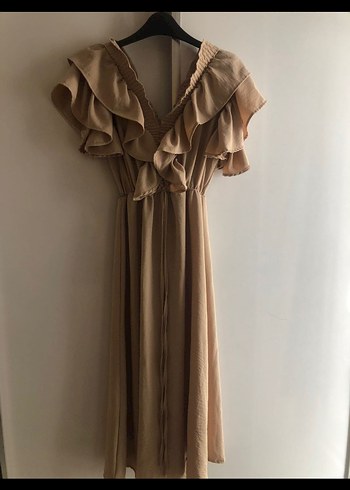 Bej Keten V Yaka Fırfırlı Uzun Elbise - Görsel 2