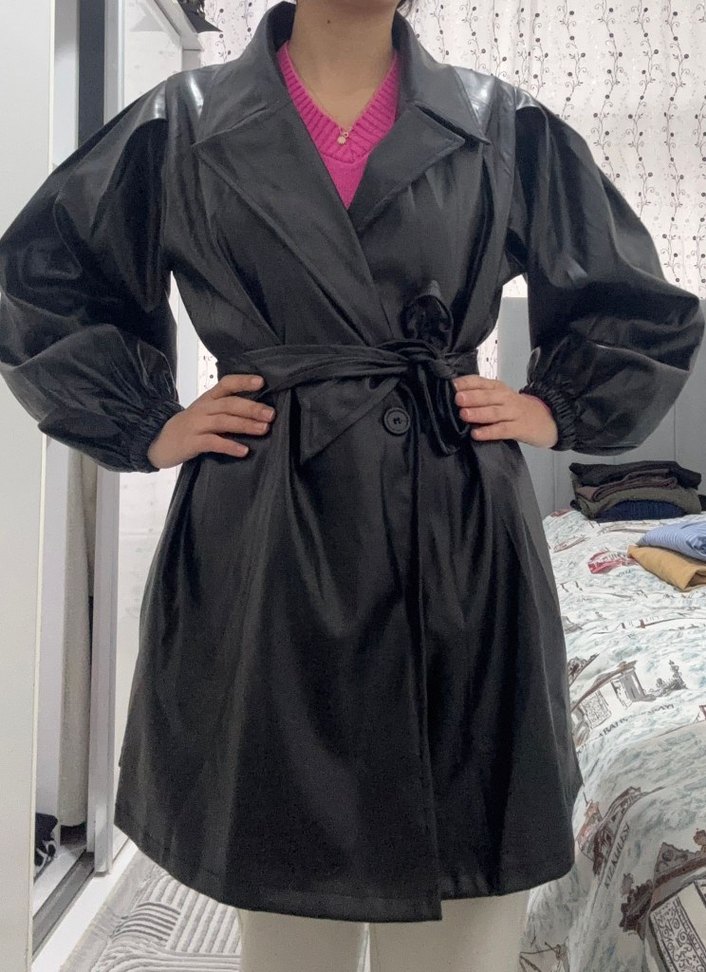 Siyah Deri Kemerli Kadın Kaban - Görsel 2