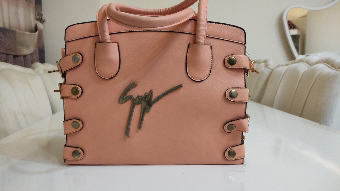 Pembe Tokalı Kadın El Çantası - Görsel 3