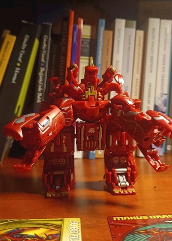 Kırmızı Maxus Dragonoid Aksiyon Figürü - Görsel 3