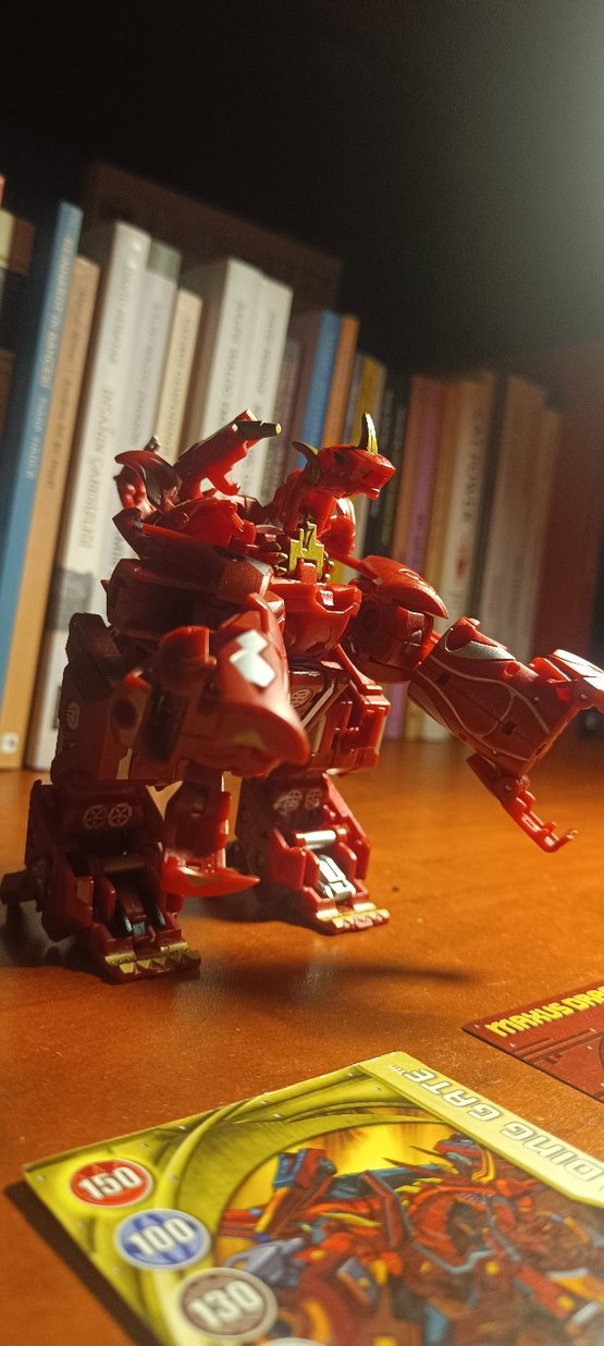 Kırmızı Maxus Dragonoid Aksiyon Figürü - Görsel 4