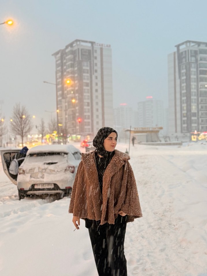 Kahverengi  kürk 1 saat giydim - Görsel 3