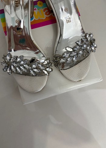 Beyaz Taşlı Dolgu Topuklu çocuk Ayakkabı - Görsel 7