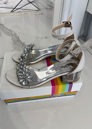 Beyaz Taşlı Dolgu Topuklu çocuk Ayakkabı - Görsel 3