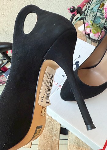 Siyah Süet Tokalı Stiletto Topuklu Ayakkabı - Görsel 4