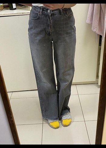 Gri Düğmeli Bol Kesim Kadın Jean Pantolon - Görsel 2