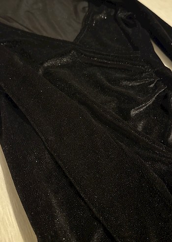 Defacto Uzun Kollu Siyah Gotik V Yakalı Elbise