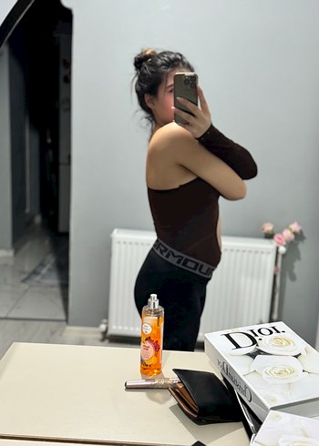 Kahverengi V Yaka Uzun Kollu Deri Bluz - Görsel 3